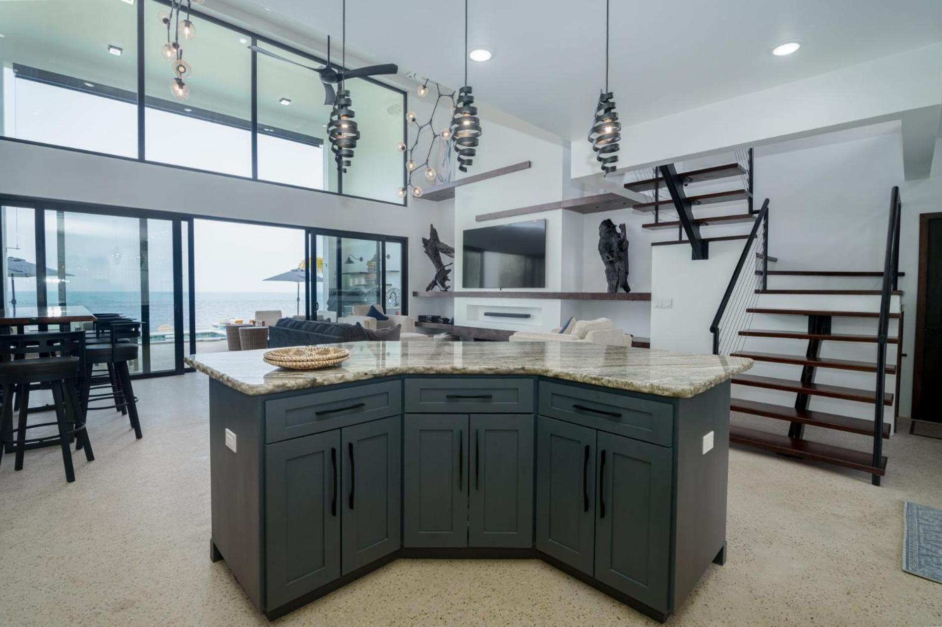 Spacious 4-Bed Villa In Placencia Village W Pool Exteriér fotografie